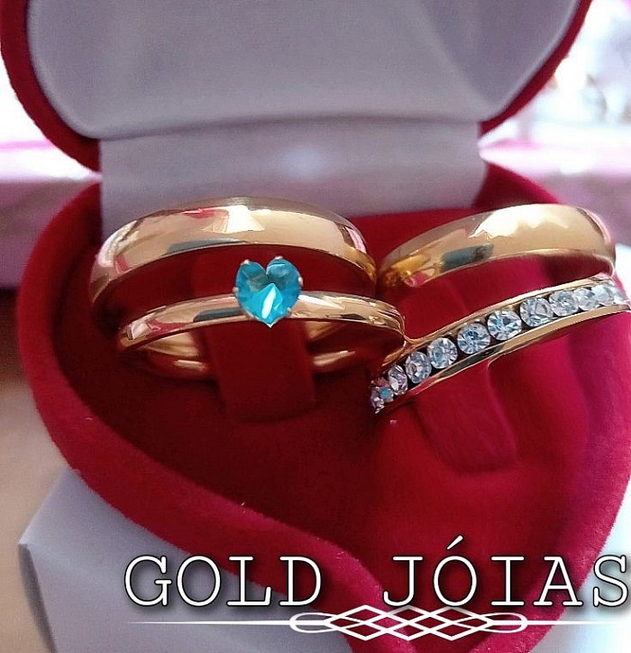 COMBO ALIANÇAS MOEDA ANTIGA, LISA 4MM COM FORRO DE AÇO. ESCOLHA A COR DA SUA PEDRA ZICORNIA CORAÇÃO